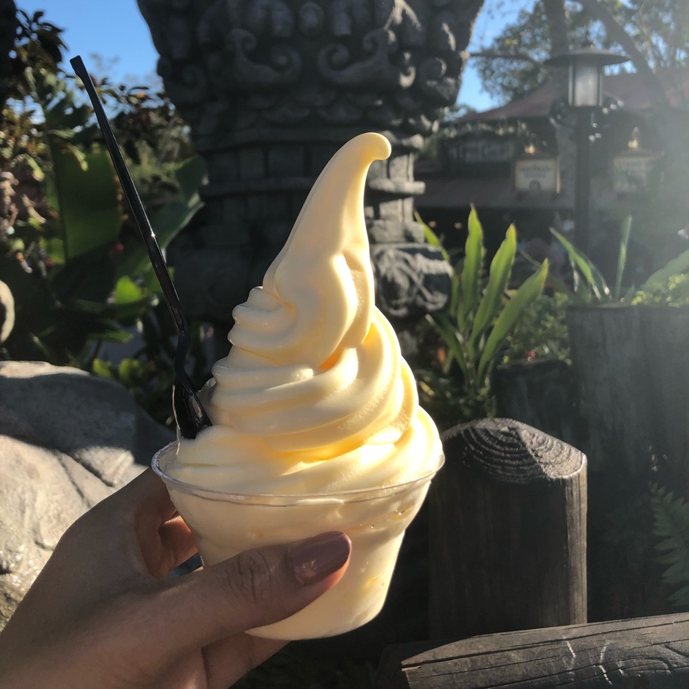 Meet your Posher, Mae